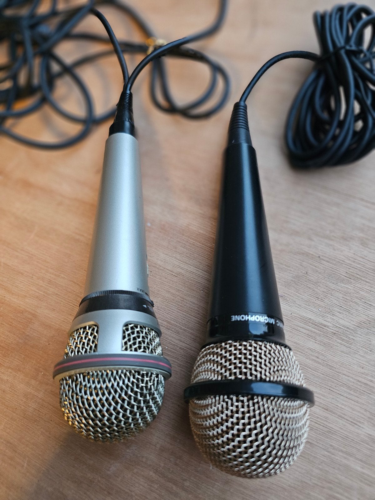 2x Vintage Sony microfoon F-V66E & F-VJ5303 + kabels, Ophalen of Verzenden, Gebruikt