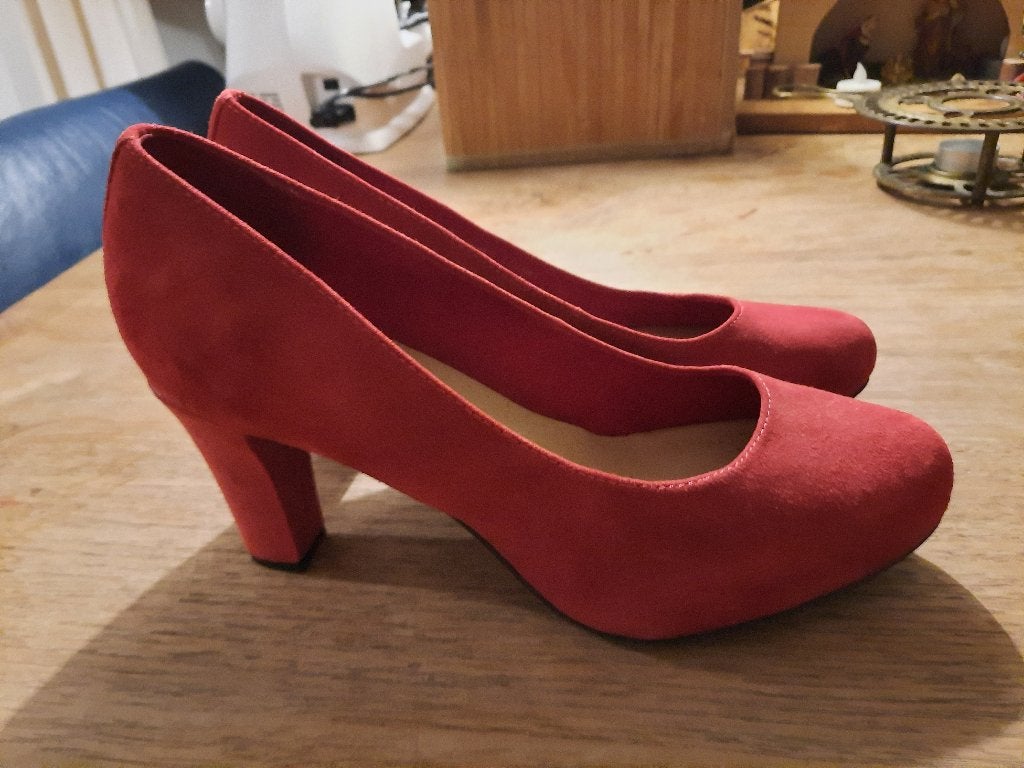 nieuwe suede pumps maat 40, Pumps, Nieuw, Ophalen of Verzenden, 5th Avenue