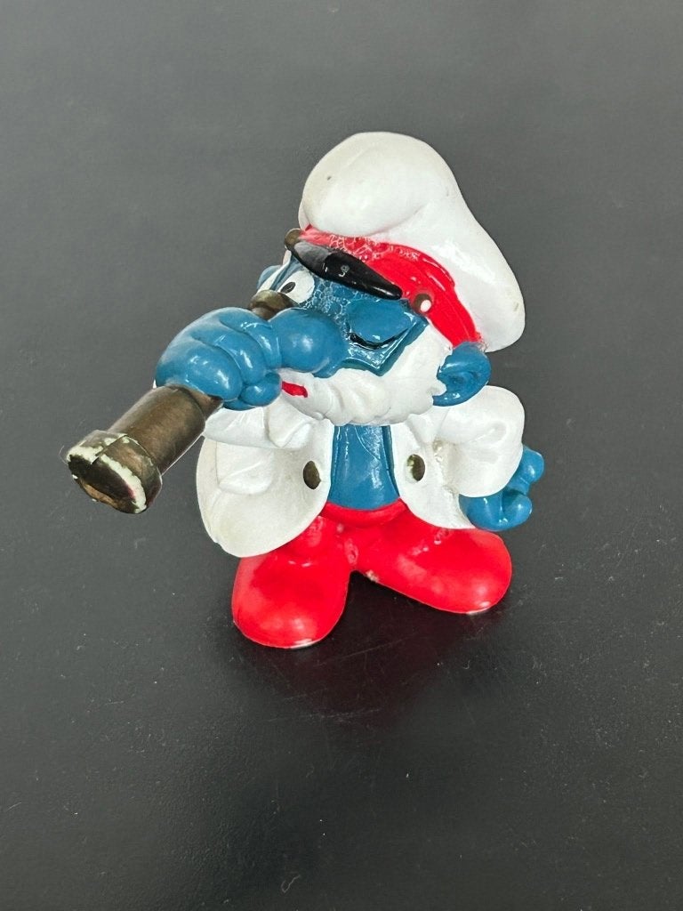 Vintage Schleich Smurf Kapitein (1981) - Grote Smurf, Verzamelen, Smurfen, Ophalen of Verzenden, Gebruikt, Overige Smurfen, Poppetje, Figuurtje of Knuffel