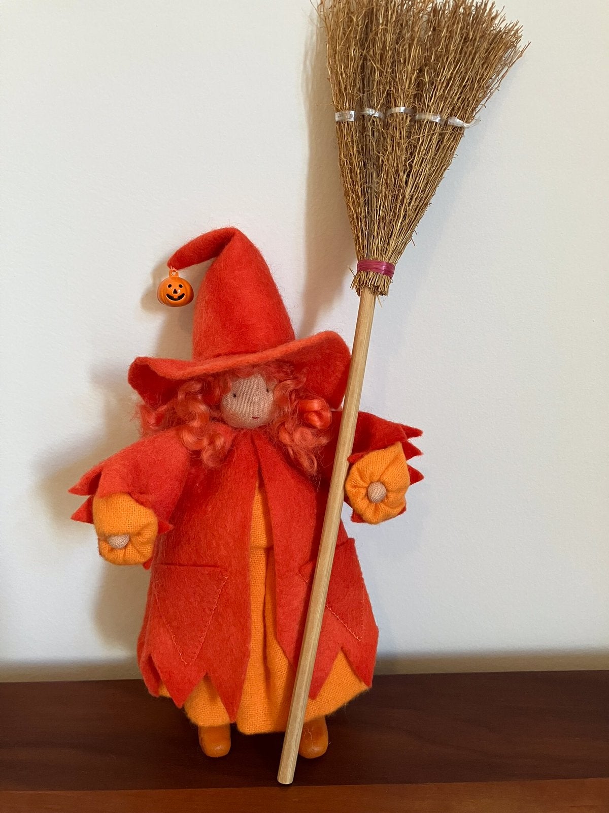 Heks, Ophalen of Verzenden, Zo goed als nieuw, Figuurtje(s), Wolvilt