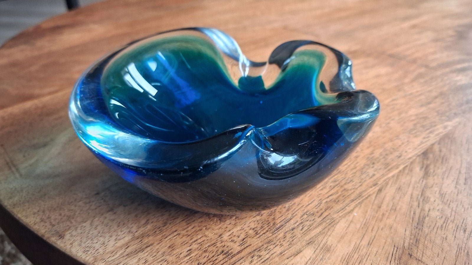 Mooie Blauw-GLAZEN ASBAK, Ophalen