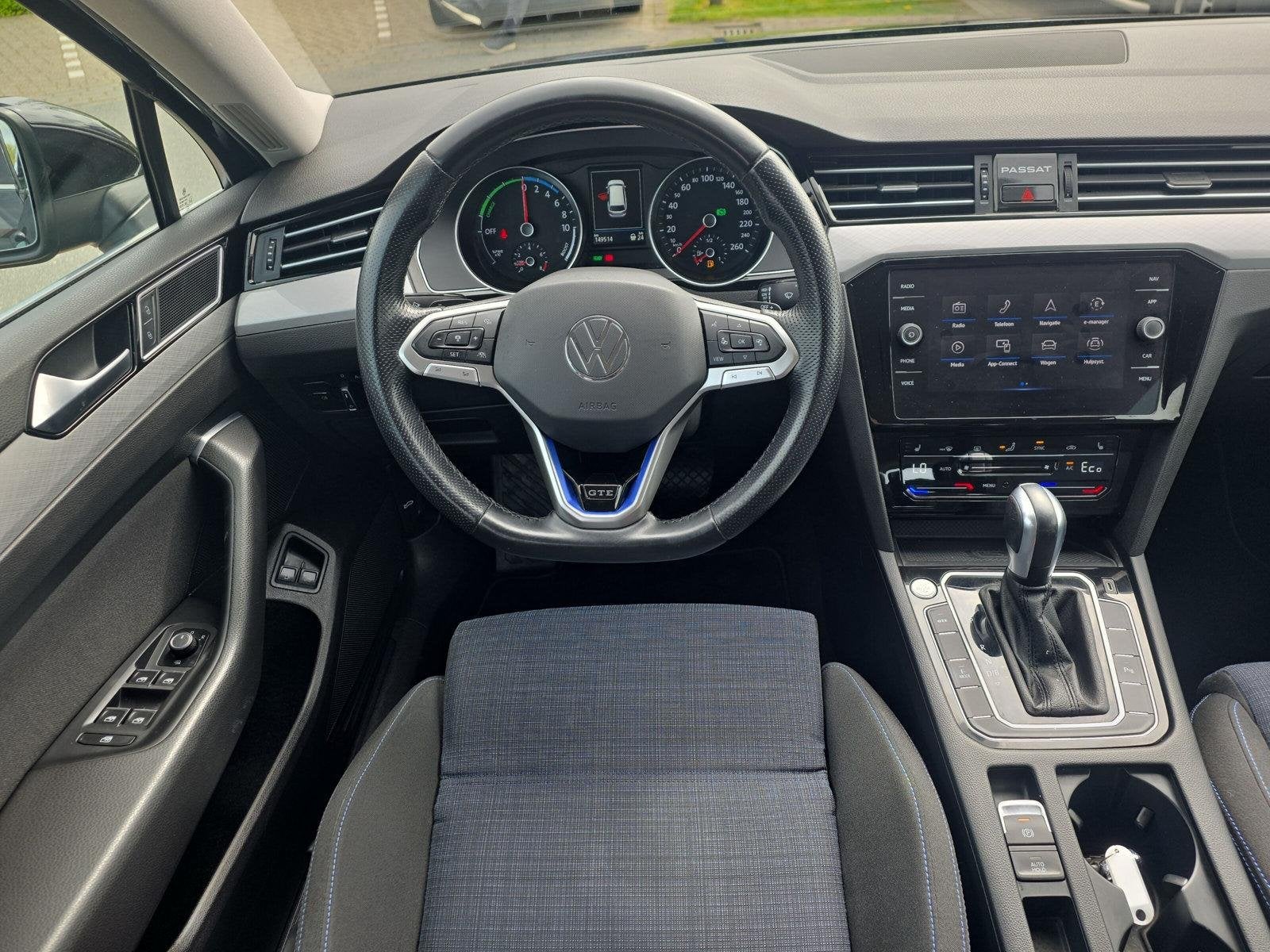 Volkswagen Passat Variant 1.4 TSI PHEV GTE Business | Trekha, Stof, Gebruikt, 4 cilinders, Zwart