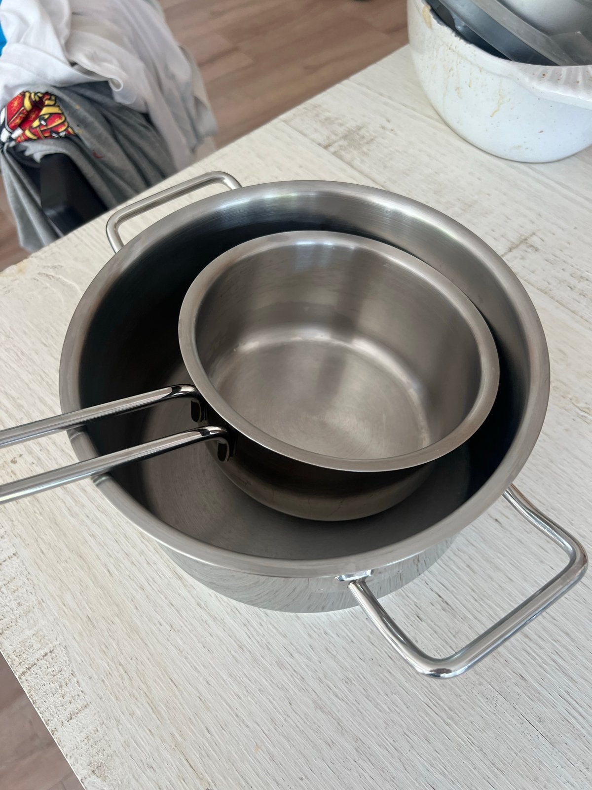 Hema pannenset: grote kookpan met deksel en kleine pan, Ophalen, Gebruikt, Rvs, Pannenset