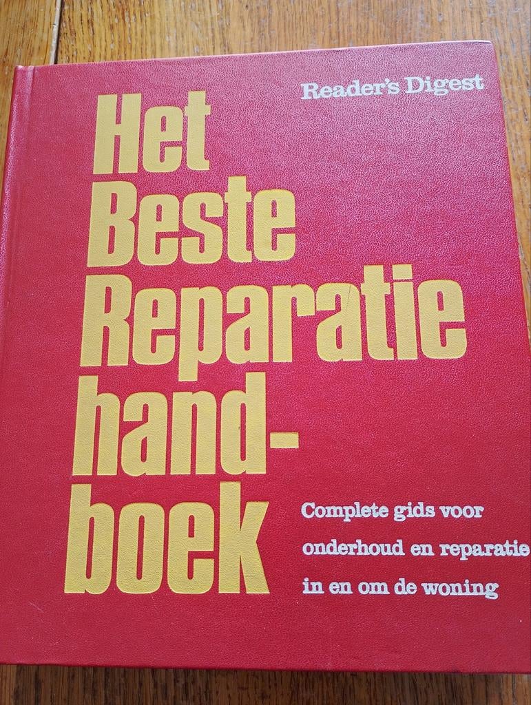 Reader's Digest Reparatie Handboek - Huis & Tuin, Gelezen, Reader's Digest, Ophalen of Verzenden, Overige onderwerpen