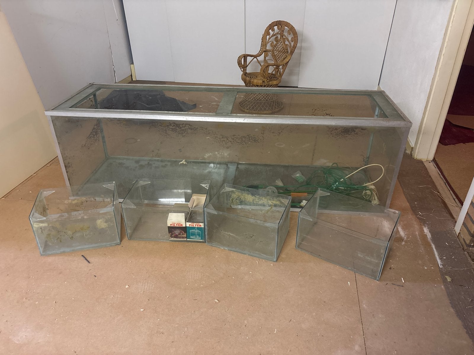 Aquarium en kweekbakken, Ophalen, Gebruikt, Leeg aquarium