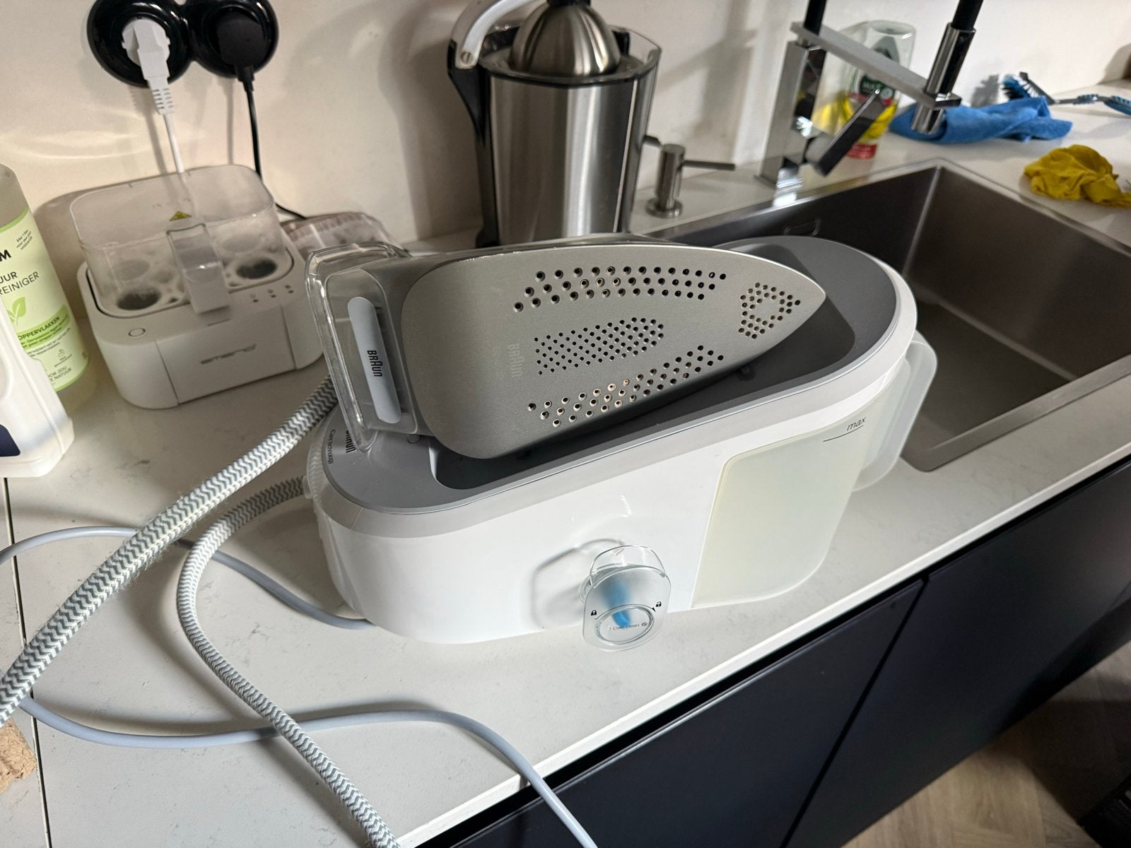 Braun CareStyle 3 Stoomgenerator Strijkijzer, Ophalen of Verzenden, Zo goed als nieuw, Strijkijzer met snoer