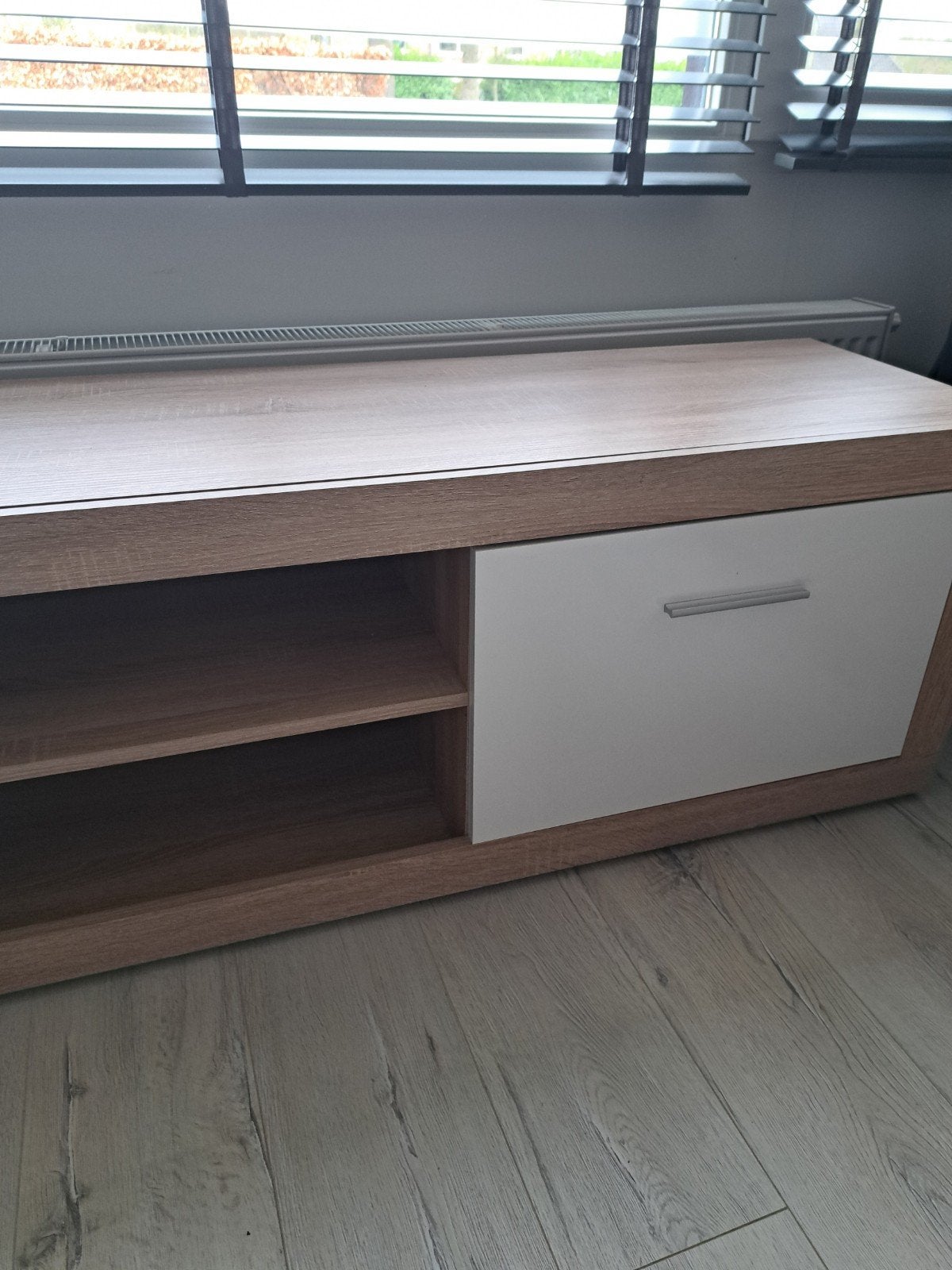 tv meubel kast moet nu weg !!, Ophalen, Zo goed als nieuw