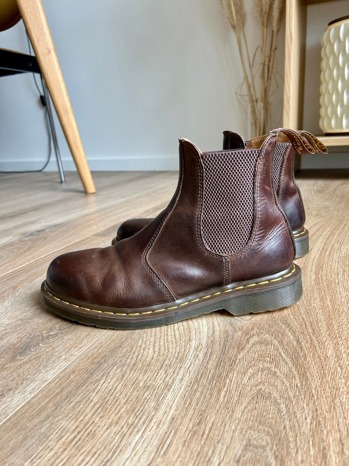 Dr Martens Chelsea boot maat 42, Ophalen, Bruin, Boots, Gedragen