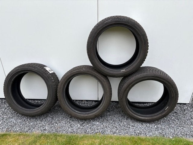 4 Winterbanden Bridgestone 225/45R17, Ophalen, Gebruikt, 17 inch, Winterbanden