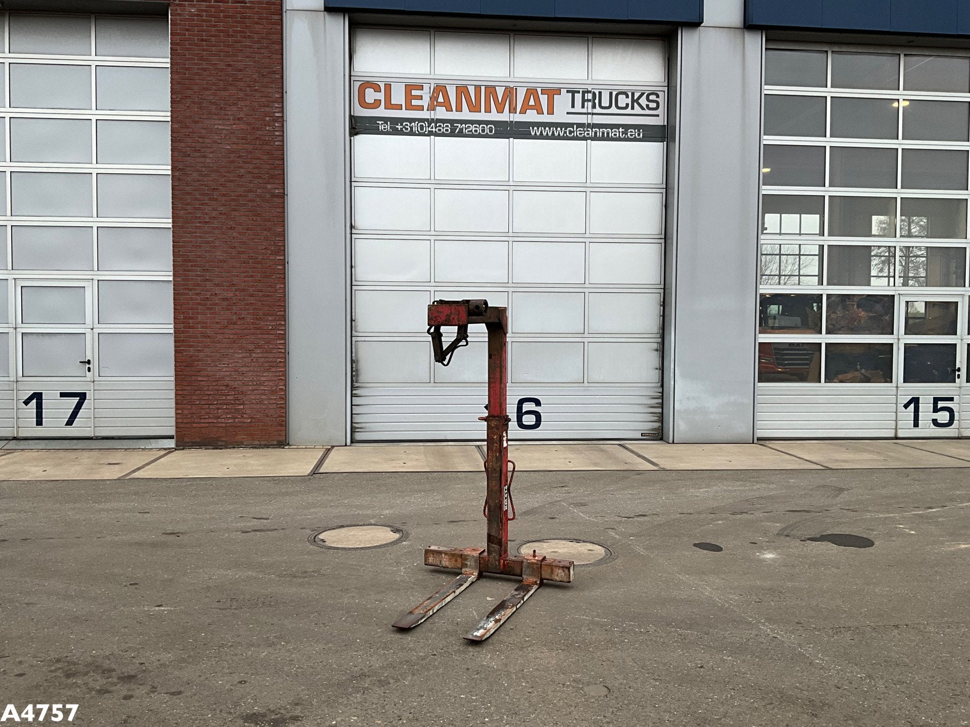 Kinshofer Palletvork (bj 2007), Clean Mat Trucks B.V., Sales@cleanmat.eu, Kinshofer Palletvork, Wageningsestraat 17
6673DB  ANDELST, NL
