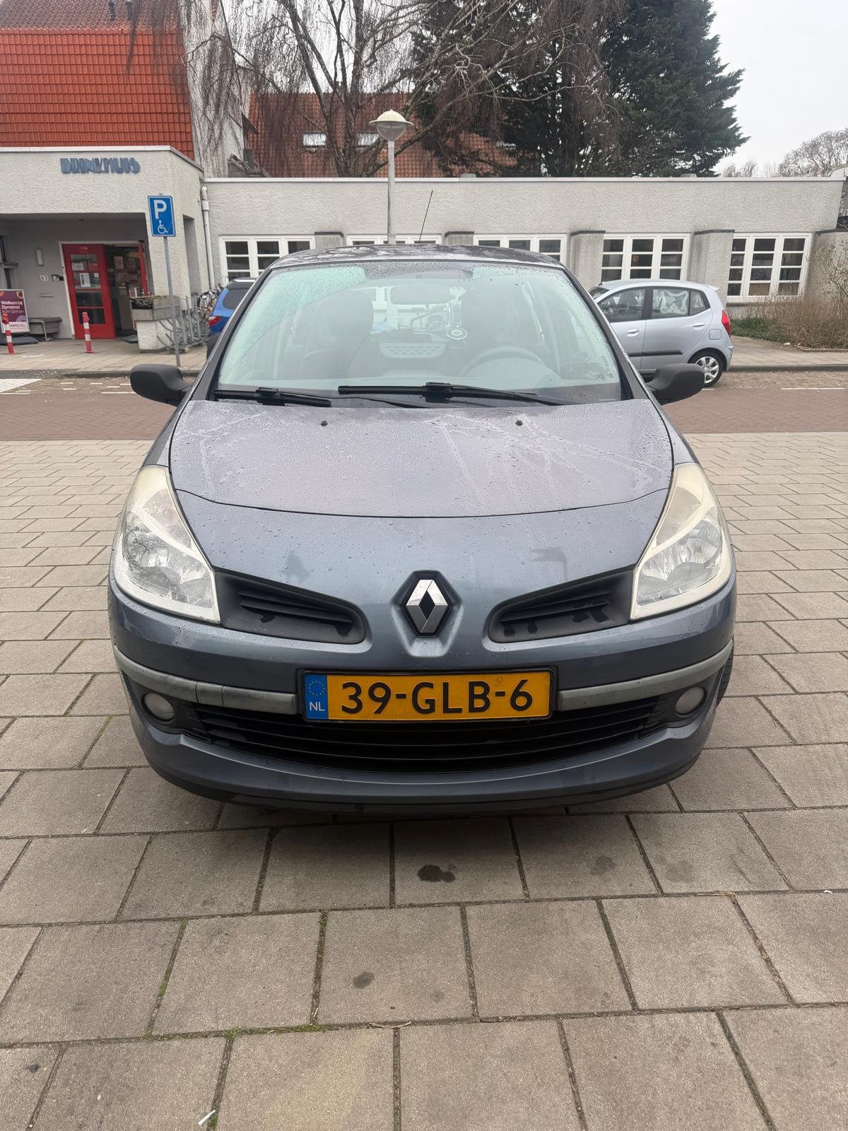 Renault Clio 1.2 16V 55KW 5-DRS E4 2008 Blauw, Auto's, Voorwielaandrijving, 535 kg, 74 pk, 4 cilinders