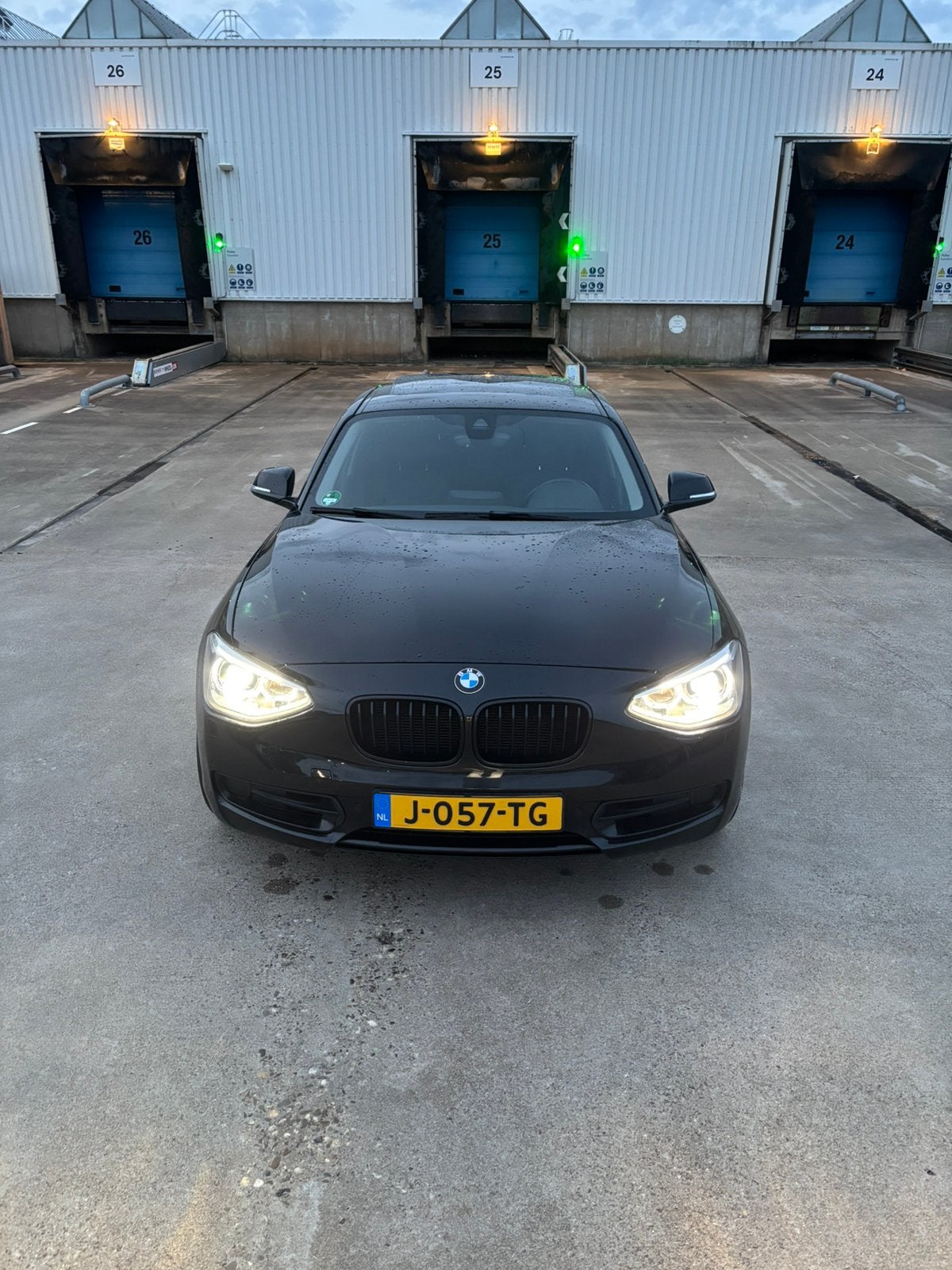 BMW 1-Serie 118I f20 125KW 170pk 5DR Aut8 2012 Zwart, Achterwielaandrijving, Zwart, 4 cilinders, 1290 kg