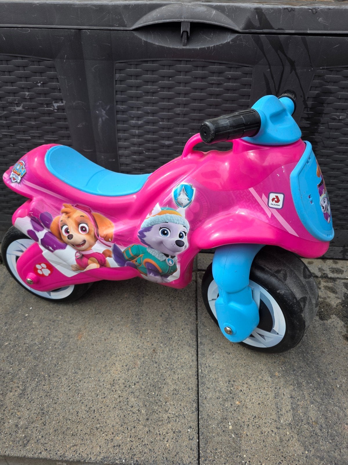 Paw Patrol loopmotor met lichte krasjes, Ophalen of Verzenden, Gebruikt