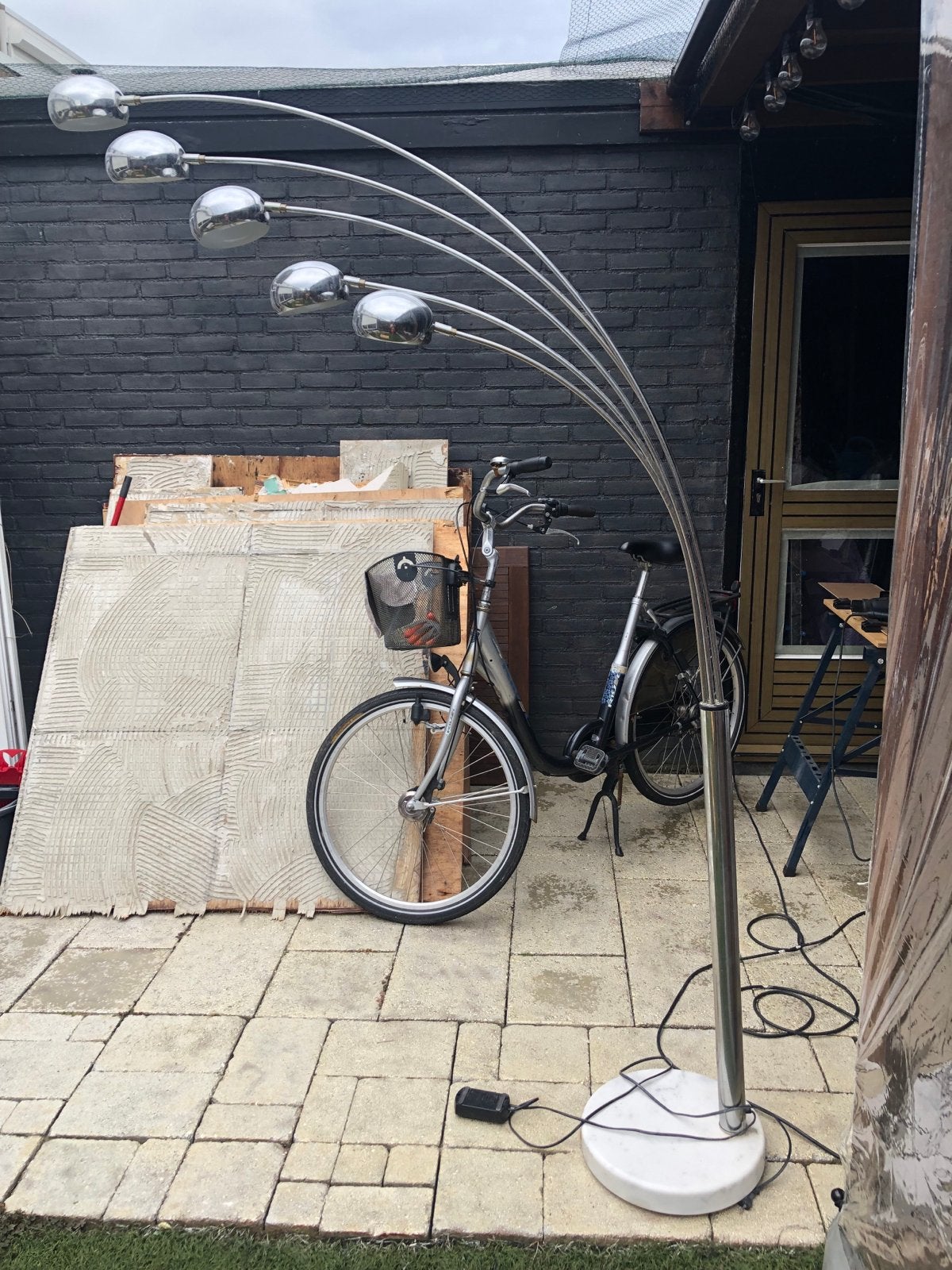 Moderne booglamp met 5 koppen - Chroom/Wit, Gebruikt, 200 cm of meer, E14 (klein), Ophalen of Verzenden