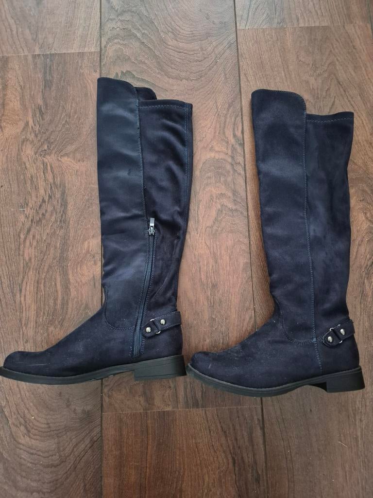 Donkerblauwe hoge laarzen maat 37, Kleding | Dames, Schoenen, Hoge laarzen, Blauw, Ophalen of Verzenden, Trend One