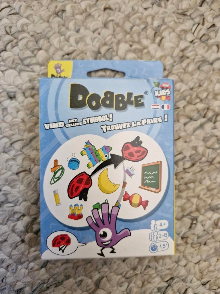 Dobble Kids - Het snelle zoekspel voor kinderen, Vijf spelers of meer, Ophalen of Verzenden, Zo goed als nieuw, Asmodee