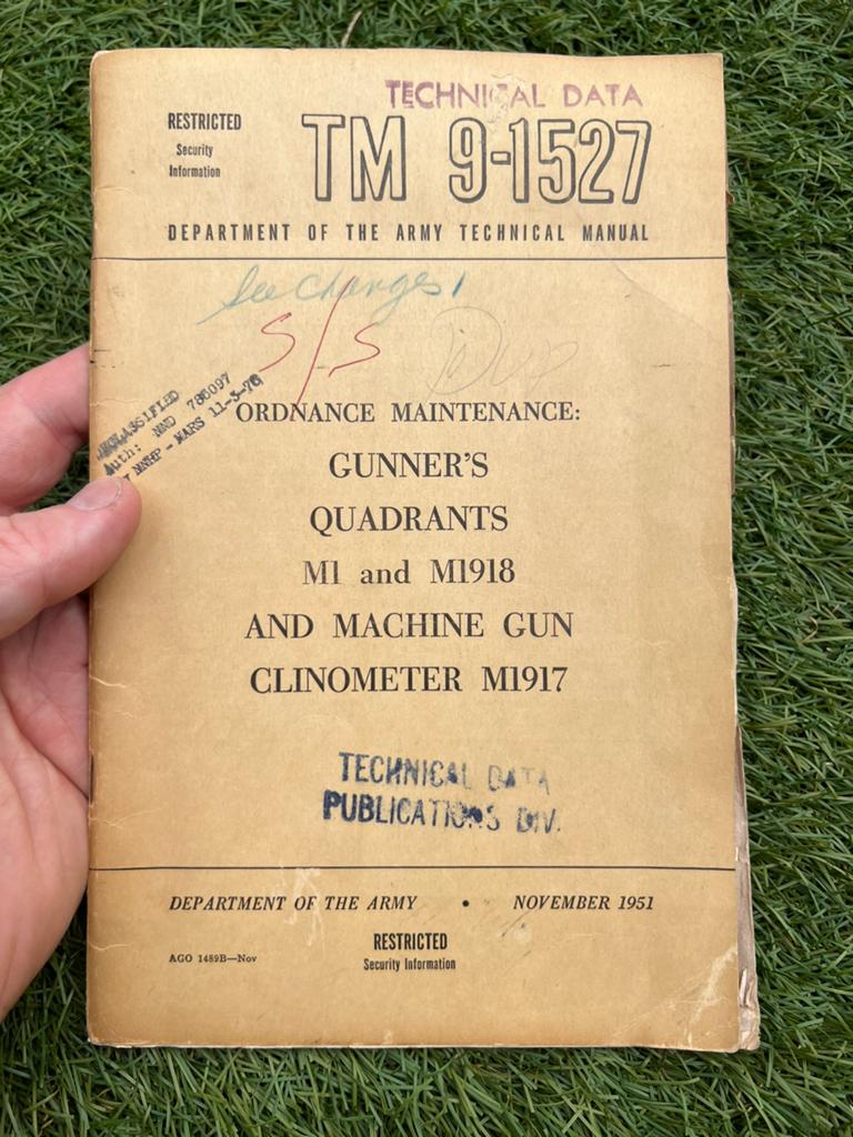 WO2 Korea Amerikaans voorchrift quadrant clinometer .30 cal, Amerika, Verzenden, Boek of Tijdschrift
