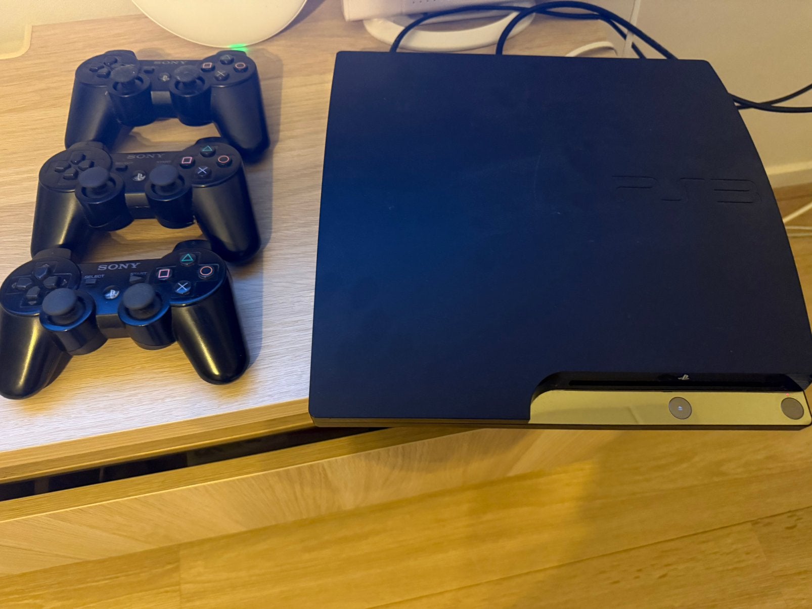 Sony playstation 3 met 3 controllers, Ophalen, Zo goed als nieuw, Met 3 controllers of meer, Slim