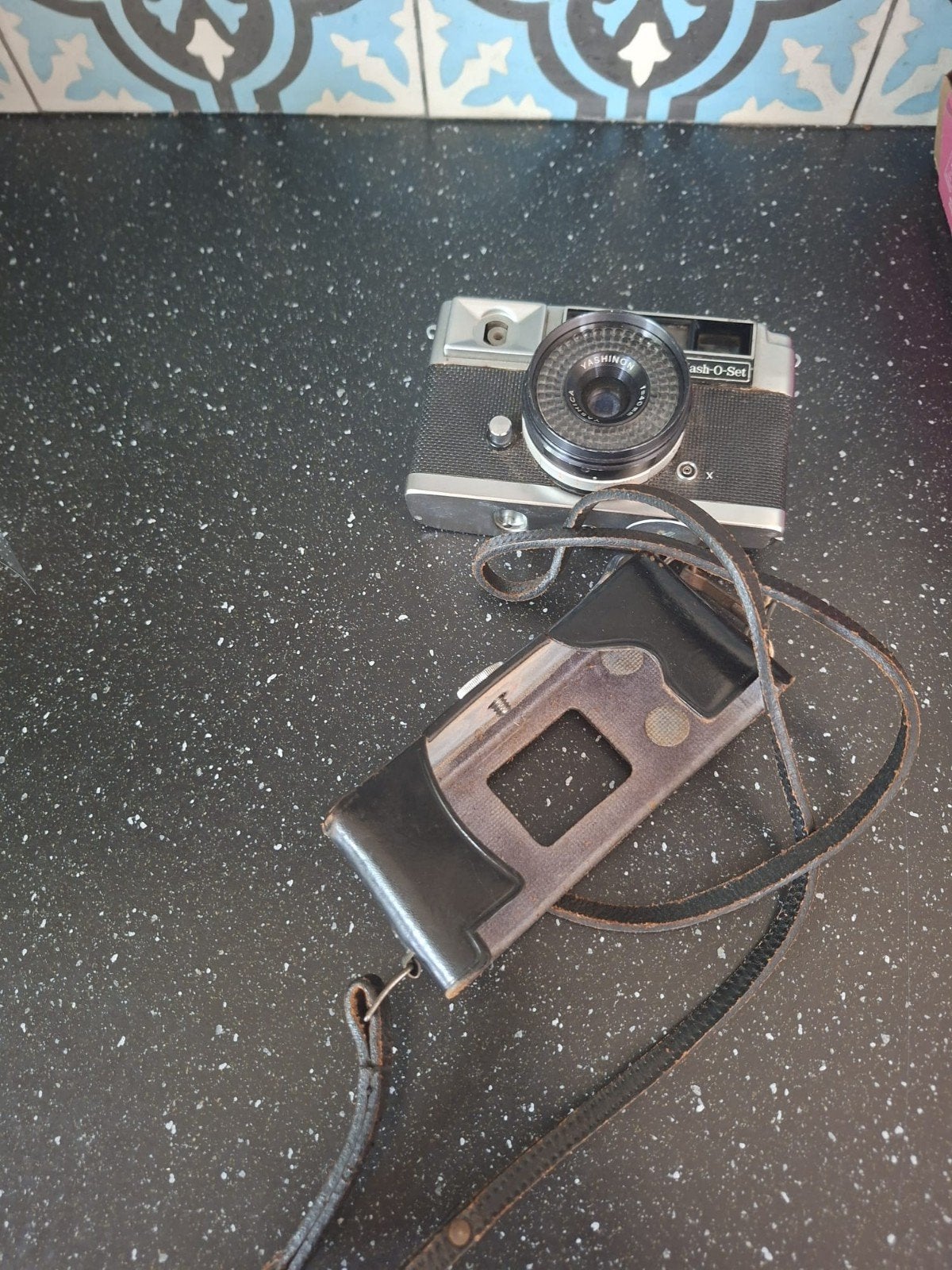 Yashica Flash-O-Set camera, Ophalen of Verzenden, Compact, Overige Merken