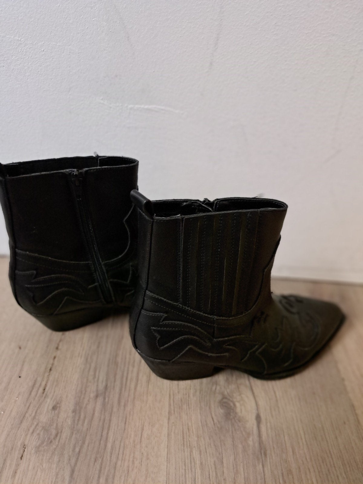 Zwarte cowboylaarzen maat 38, Ophalen of Verzenden, Gedragen, Zwart, Lage of Enkellaarzen