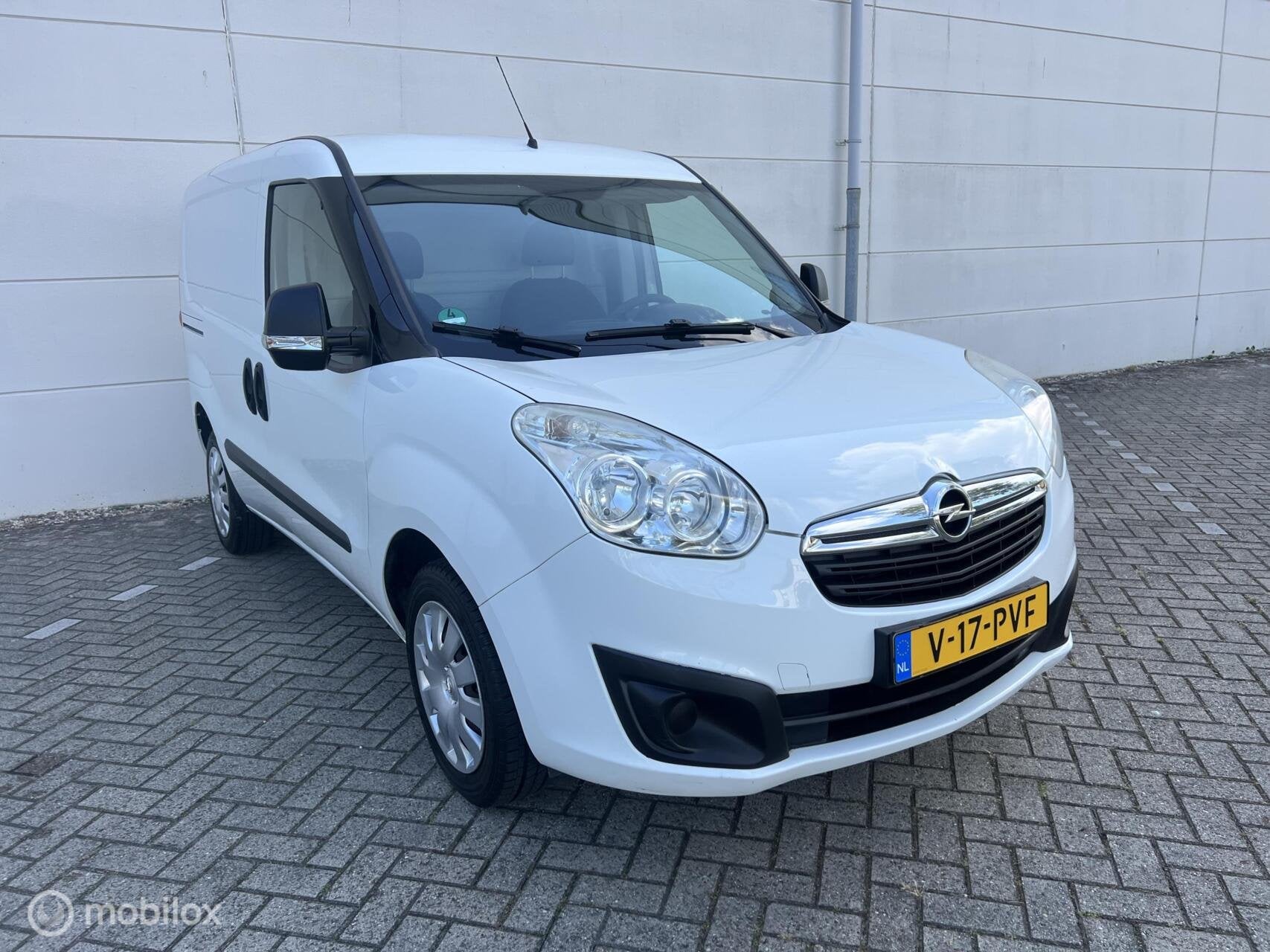 Opel Combo 1.4 L1H1 ecoFLEX Selection, Voorwielaandrijving, Stof, Gebruikt, Euro 6