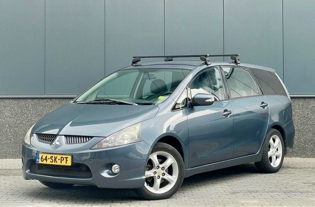 Mitsubishi Grandis 2.4-16V Intense (bj 2006), Auto's, Mitsubishi, Gebruikt, 7 stoelen, Bedrijf, Handgeschakeld