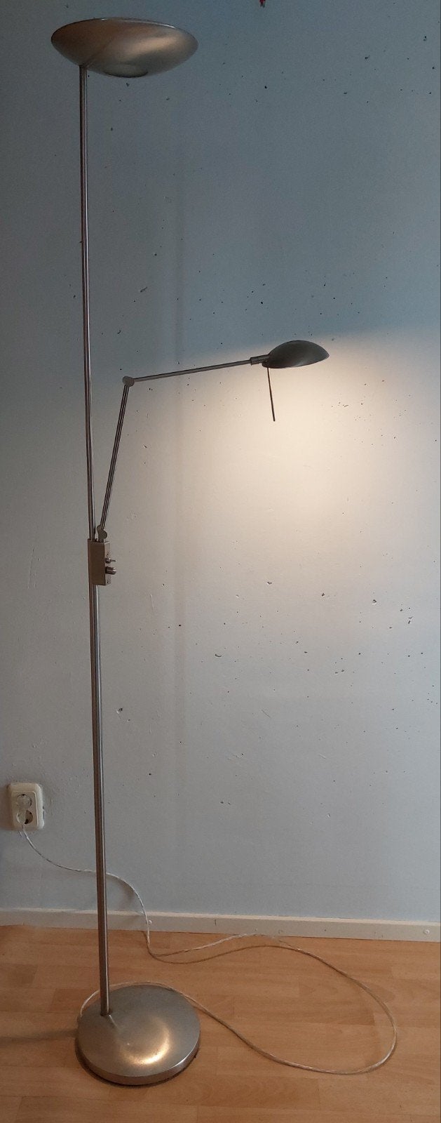 Staande lamp RVS met twee lampen en aparte bediening, Ophalen, Zo goed als nieuw, Metaal, 150 tot 200 cm