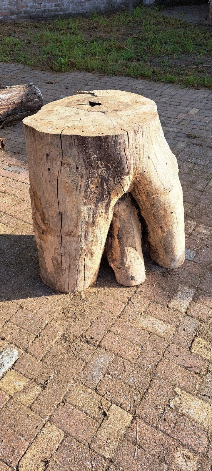 mooi exemplaar houten sokkel 72cm hoog voor in n tuin, Huis en Inrichting, Ophalen