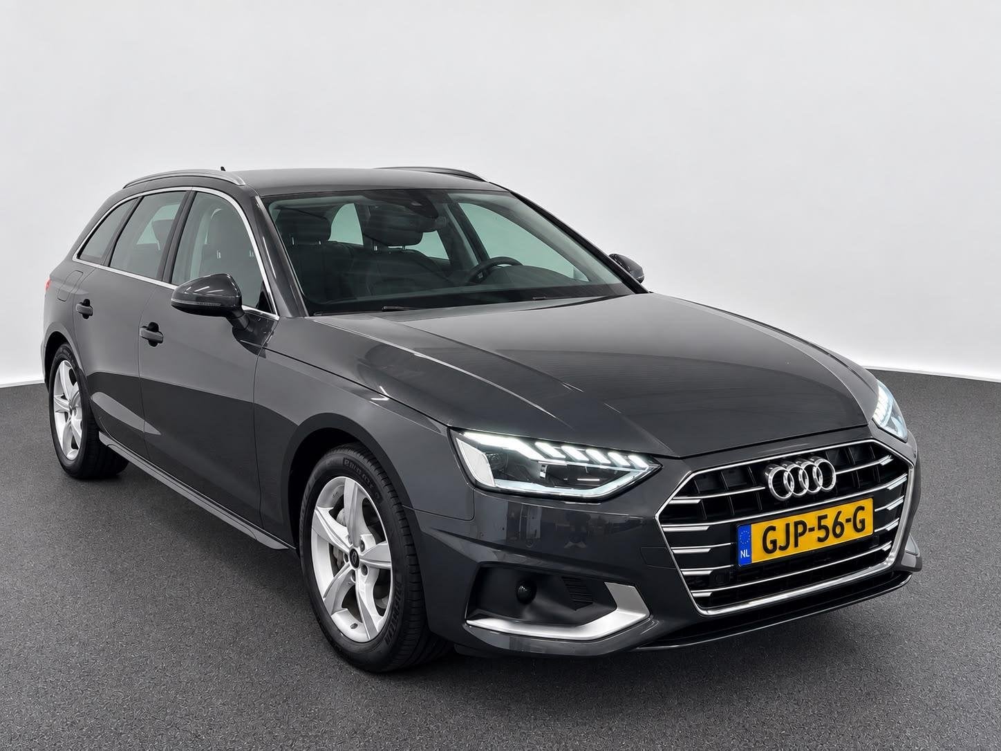Audi A4 Avant 40 TFSI 204pk Pro Line Navigatie Apple CarPlay, Auto's, Gebruikt, 4 cilinders, 1984 cc, Verwarmde buitenspiegels