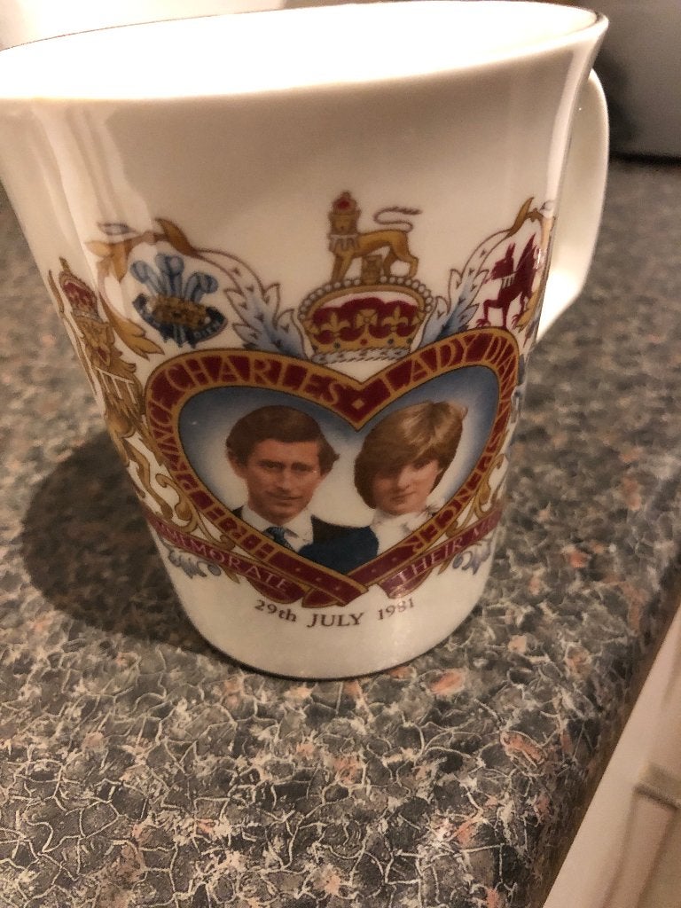 Prince Charles and Lady Diana mok, Ophalen of Verzenden, Zo goed als nieuw, Servies