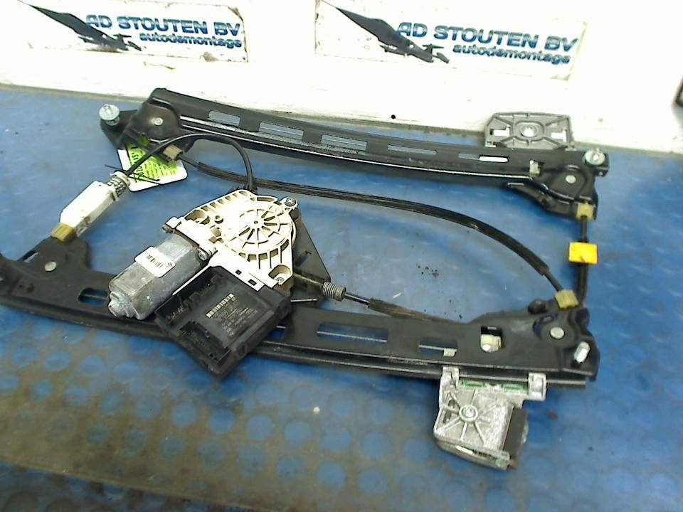 Raammechaniek Elek Links Voor Passat CC (357) 2009, Gebruikt, Volkswagen, Volkswagen AG, Kundenbetreuung@volkswagen.de