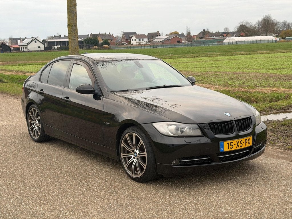 BMW 3-serie 335xi Business Line APK 11-2026 Airco NAP, Auto's, BMW, Automatische klimaatregeling, Stof, Zwart, Zwart