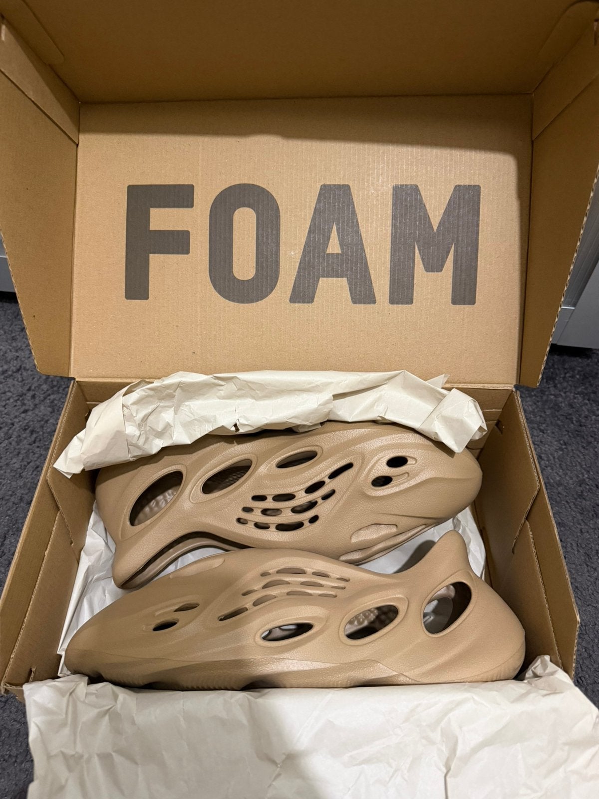 Adidas Yeezy Foam RNNR, Ophalen of Verzenden, Nieuw, Overige kleuren