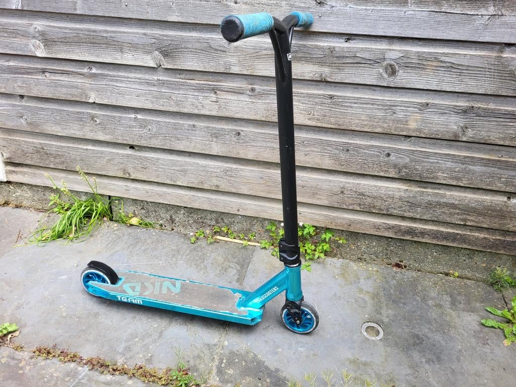 NKD Team Stuntstep - Turquoise/Zwart, Fietsen en Brommers, Steps, Ophalen of Verzenden, Gebruikt, Gewone step, NKD