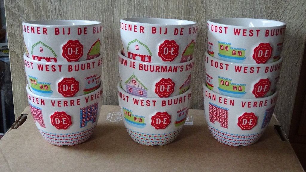 9 Koffiekopjes Van Douwe Egberts Van Aardewerk., Overige merken, Ophalen of Verzenden, Zo goed als nieuw, Overige stijlen