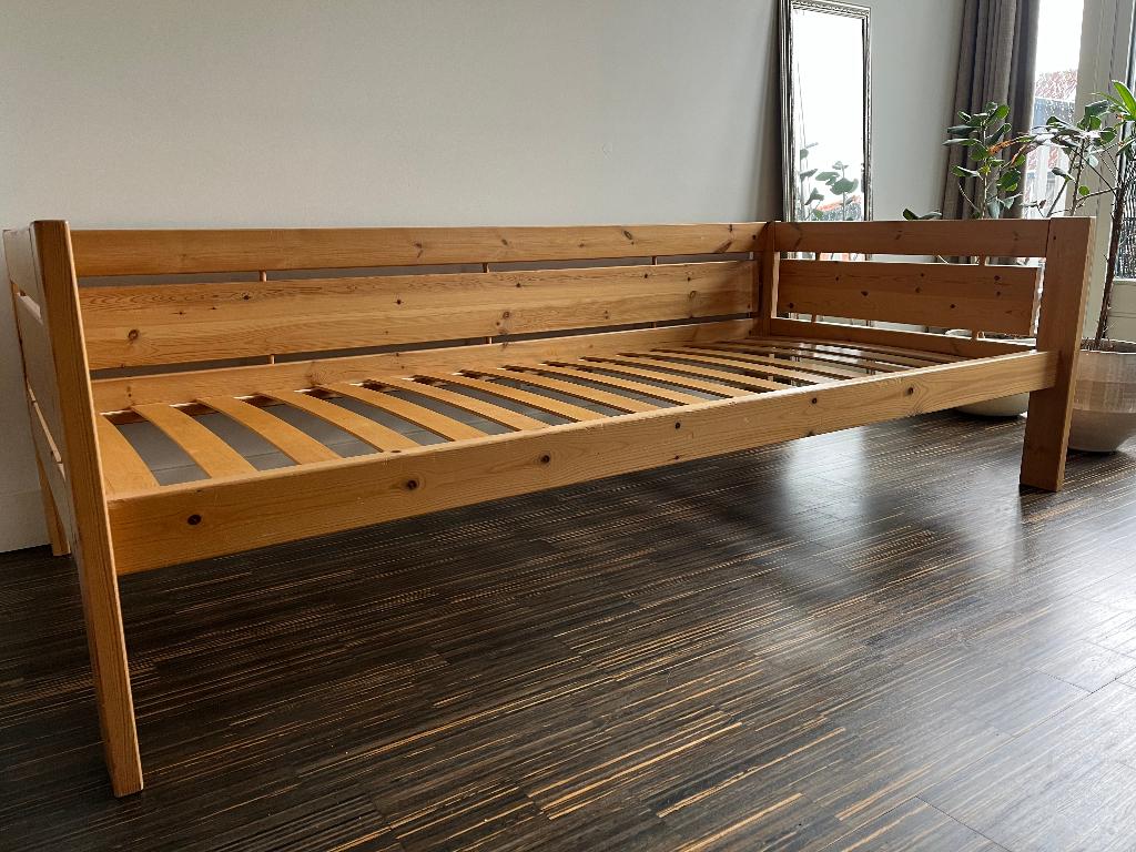 Bed Lifetime grenen 90 x 200, Kinderen en Baby's, Kinderkamer | Bedden, Ophalen, 85 tot 100 cm, Gebruikt, Lattenbodem