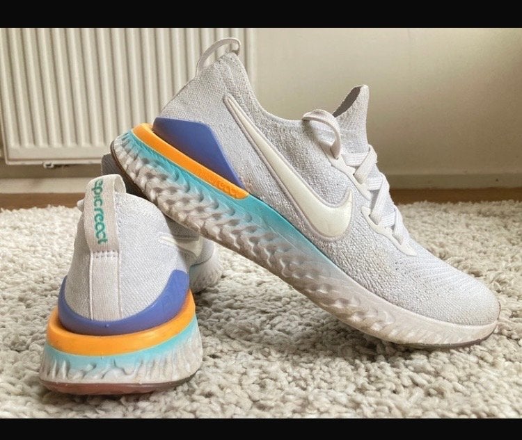 Nike Flyknit Epic React Dames Sneakers, Wit, Ophalen of Verzenden, Sneakers of Gympen, Zo goed als nieuw