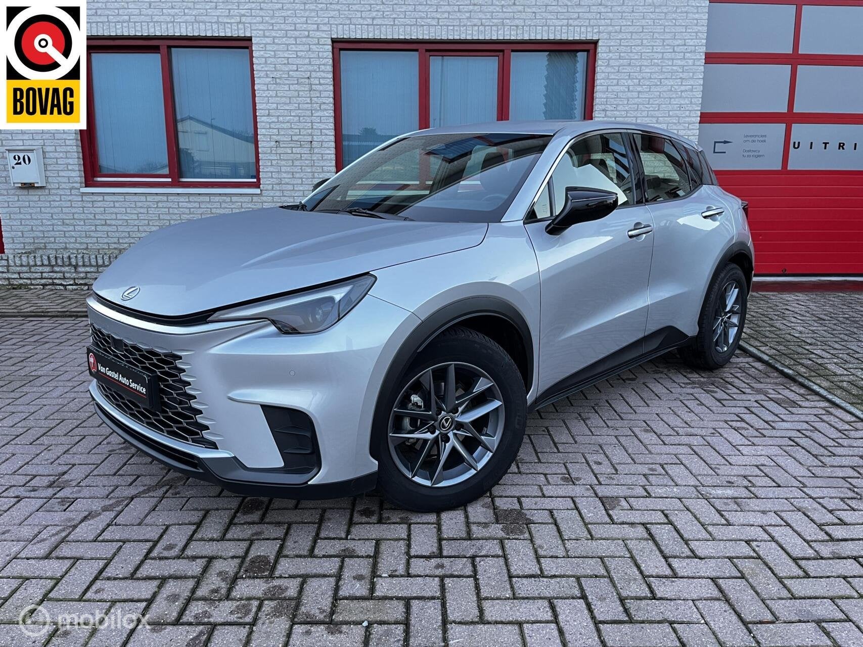 Lexus LBX Business Line Pro 2WD, Stof, Gebruikt, Zwart, LBX