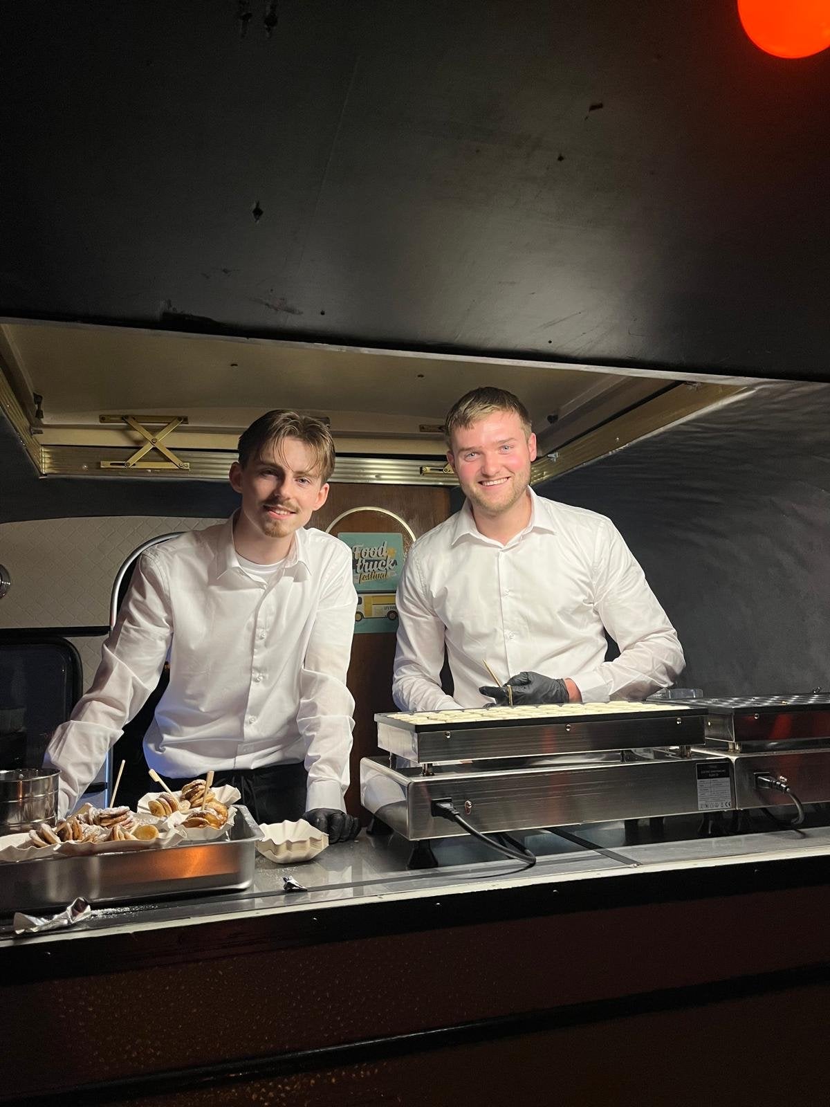 Poffertjeskraam huren foodtruck op locatie incl.personeel, Ophalen, Nieuw