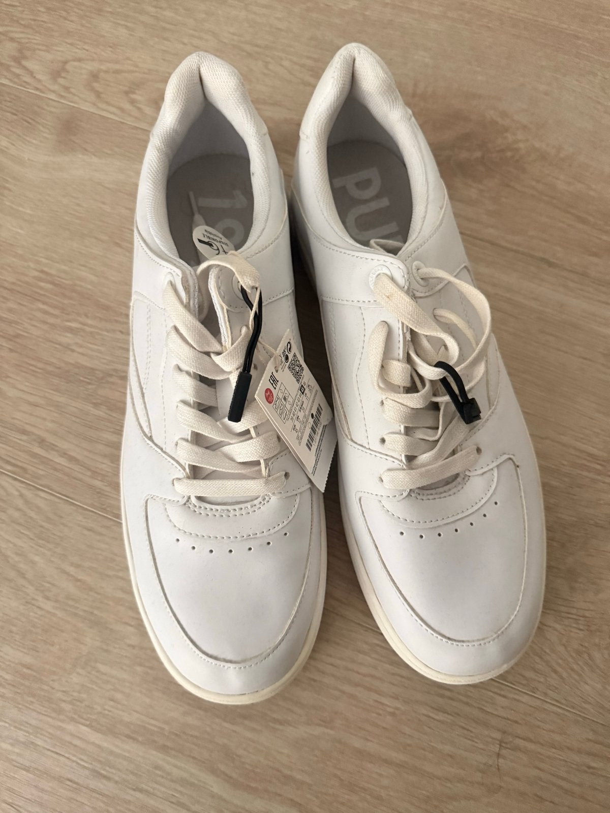 Nieuwe Pull&Bear sneakers maat 45, Ophalen of Verzenden, Nieuw, Wit, Sneakers of Gympen