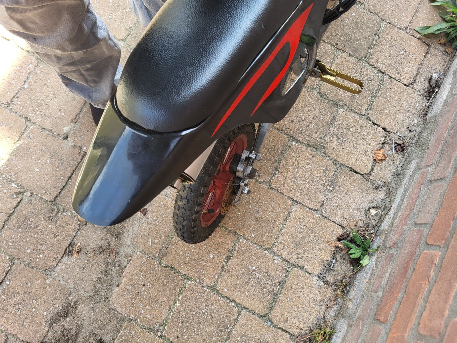 Minibike met nieuwe motor en carburateur, Ophalen, Gebruikt, Onbekend, Pitbike