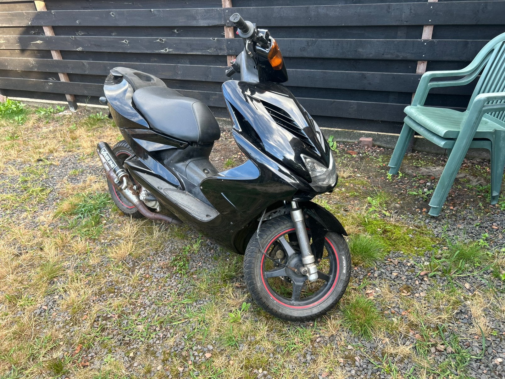 Yamaha aerox 2 takt geel kenteken, Ophalen, Tweetakt, Aerox, Zo goed als nieuw