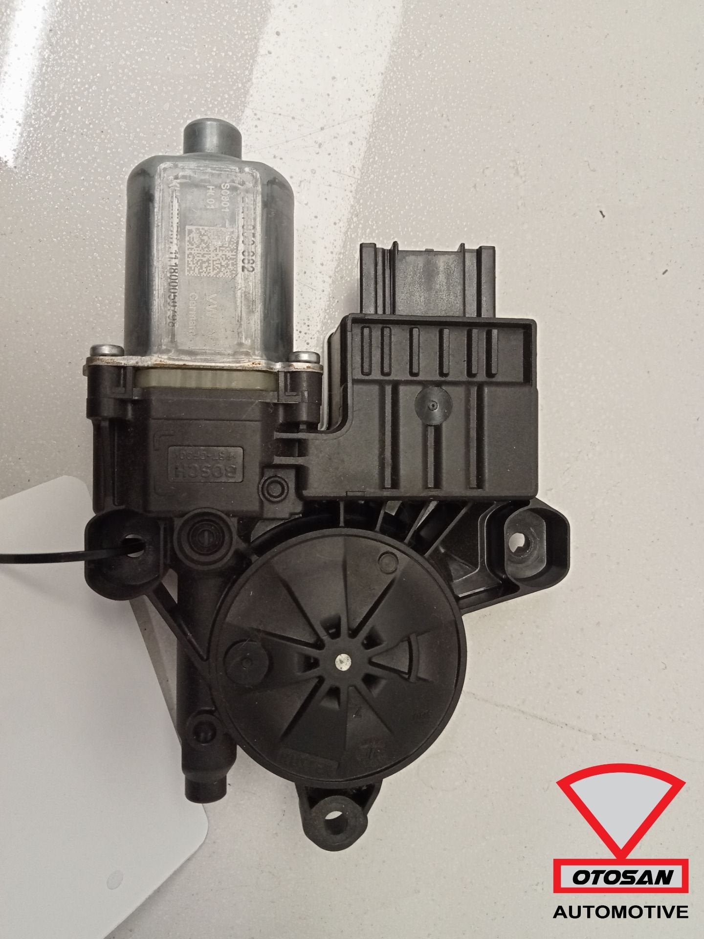 VW Polo 2G Raammotor Rechts voor 2q1959882 Origineel, Gebruikt, Volkswagen, Volkswagen AG, Berliner Ring 2
38440  Wolfsburg, DE