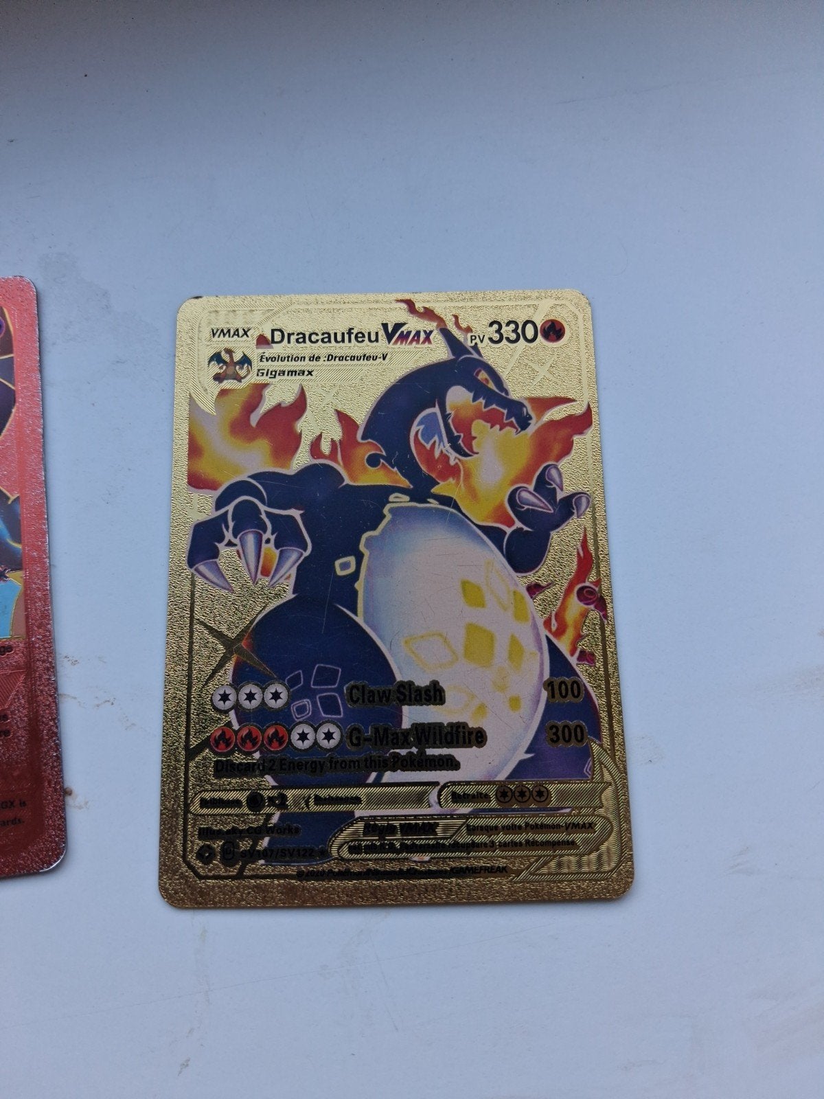 Gouden Pokémon kaarten: Pikachu, Charizard VMAX, Toxapex, Ophalen, Gebruikt, Meerdere kaarten, Foil