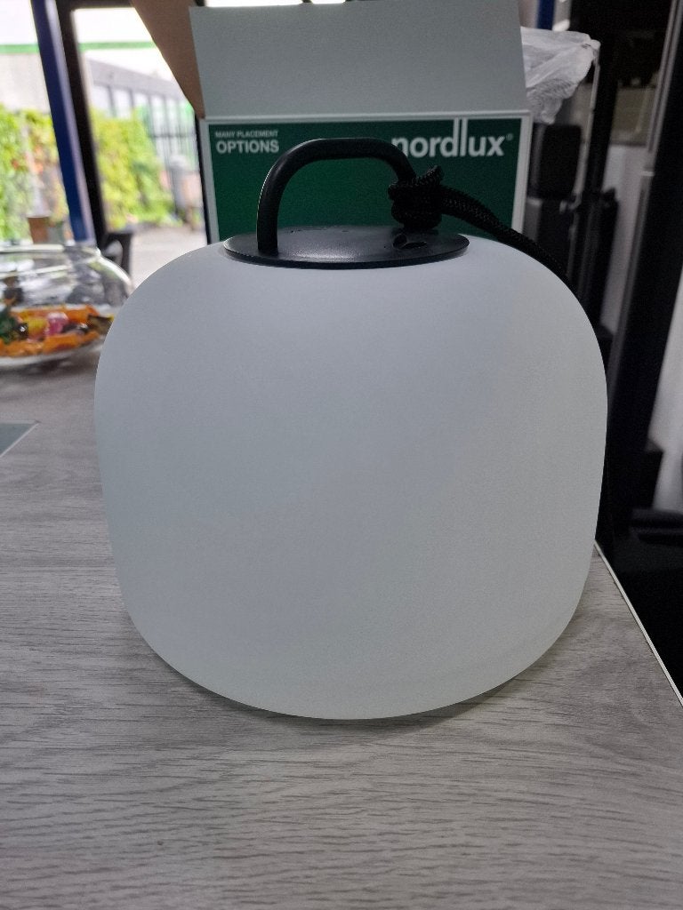 Nordlux Kettle 22 draagbare accu LED lamp kan ook buiten, Muziek en Instrumenten, Theaterbelichting, Ophalen of Verzenden, Zo goed als nieuw