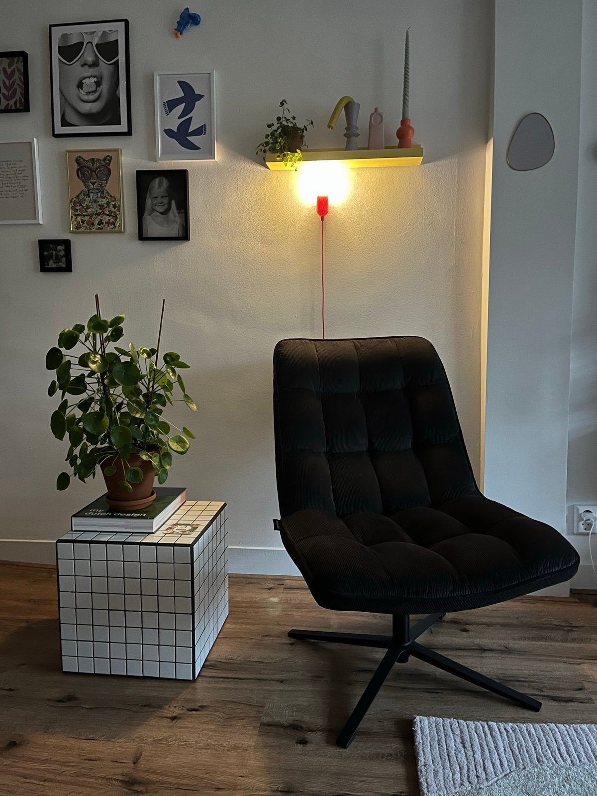 Zwarte rib draaistoel fauteuil, Huis en Inrichting, Ophalen, Gebruikt, Zwart, Eén