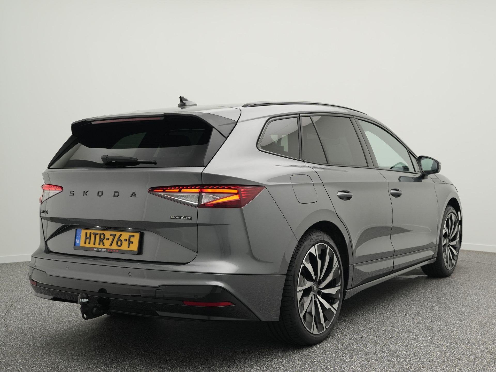 Skoda Enyaq 85 Sportline | SoH 100% | Trekhaak | Panoramadak, Auto's, Skoda, Automaat, Achterwielaandrijving, Zwart, 82 kWh