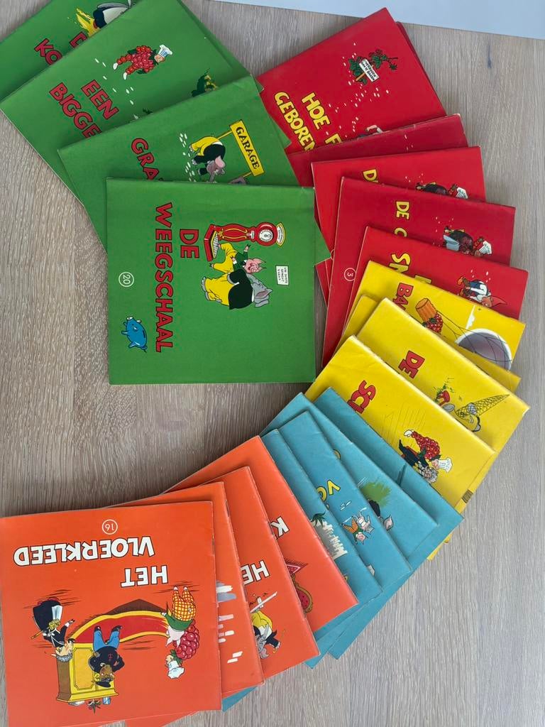 Flipje boekjes 60 jaar oud, Boeken, Stripboeken, Meerdere stripboeken, Ophalen of Verzenden, Zo goed als nieuw