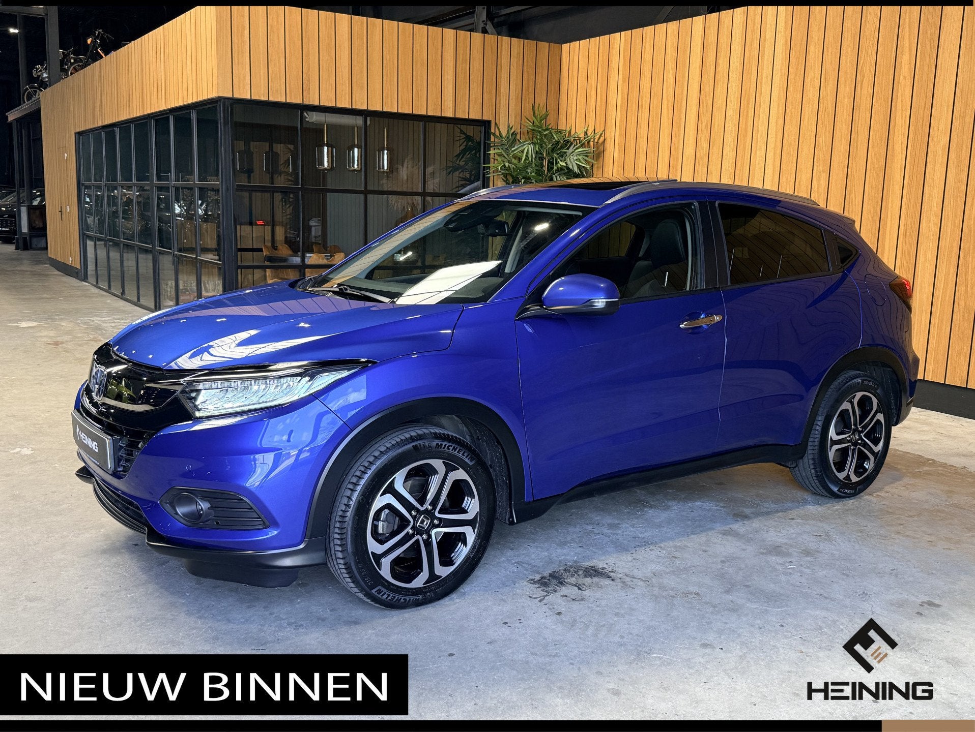 Honda HR-V 1.5 i-VTEC Executive Automaat. Pano. Camera. Nav., Auto's, Honda, Blauw, Leder en Stof, Origineel Nederlands, Bedrijf