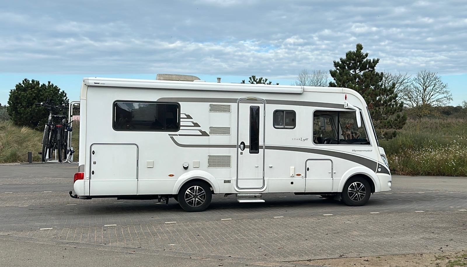 Hymer B575 Starline/light Mercedes  Camper E&P Level systeem, Caravans en Kamperen, Integraal, Koelkast, Ringverwarming, Gaslek-detector